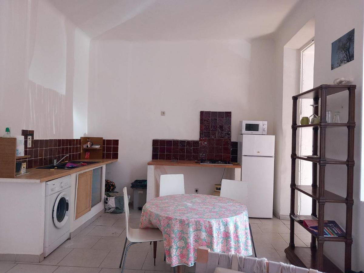 Espace Bien-Etre Sauna Infrarouge Salernes Exteriér fotografie