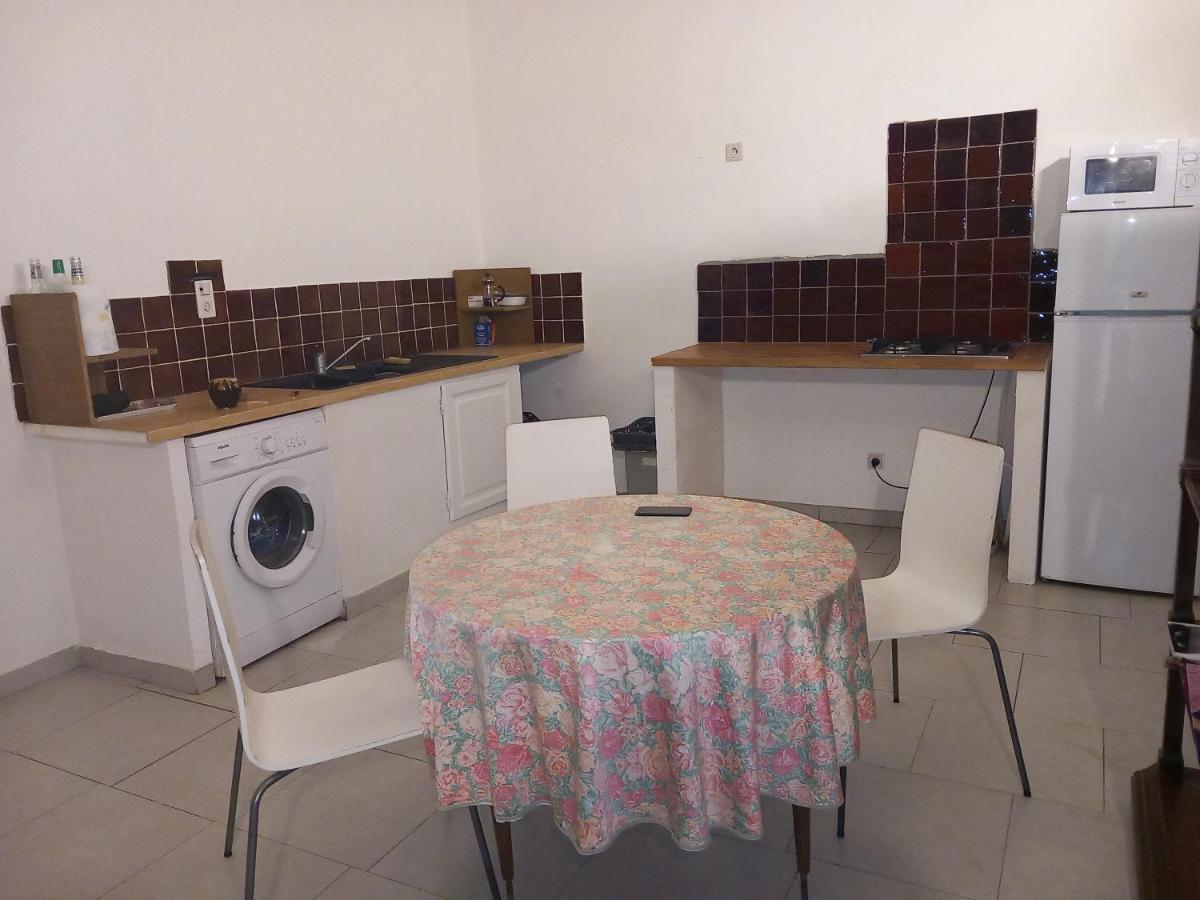Espace Bien-Etre Sauna Infrarouge Salernes Exteriér fotografie
